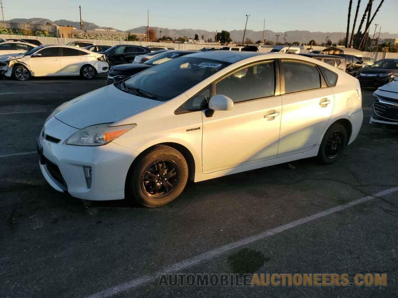 JTDKN3DU1D1683643 TOYOTA PRIUS 2013