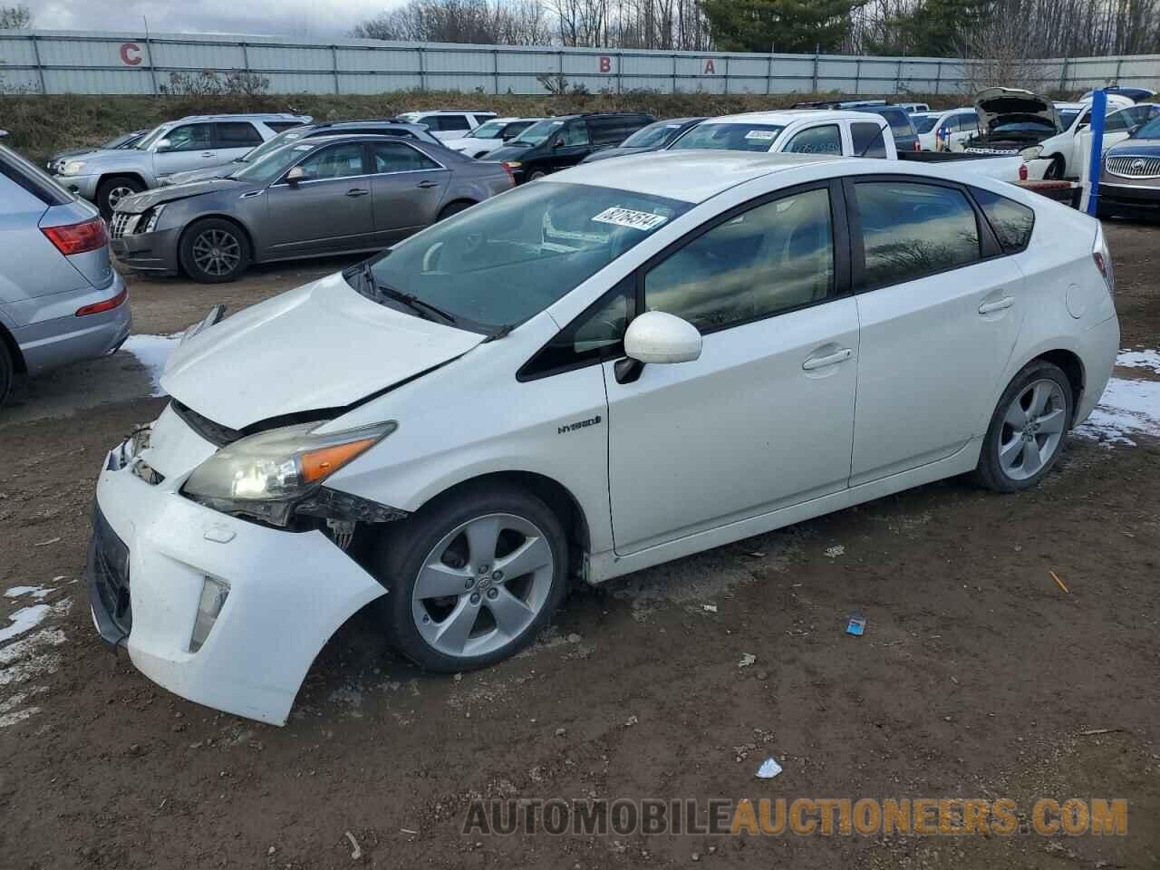 JTDKN3DU1D1702384 TOYOTA PRIUS 2013