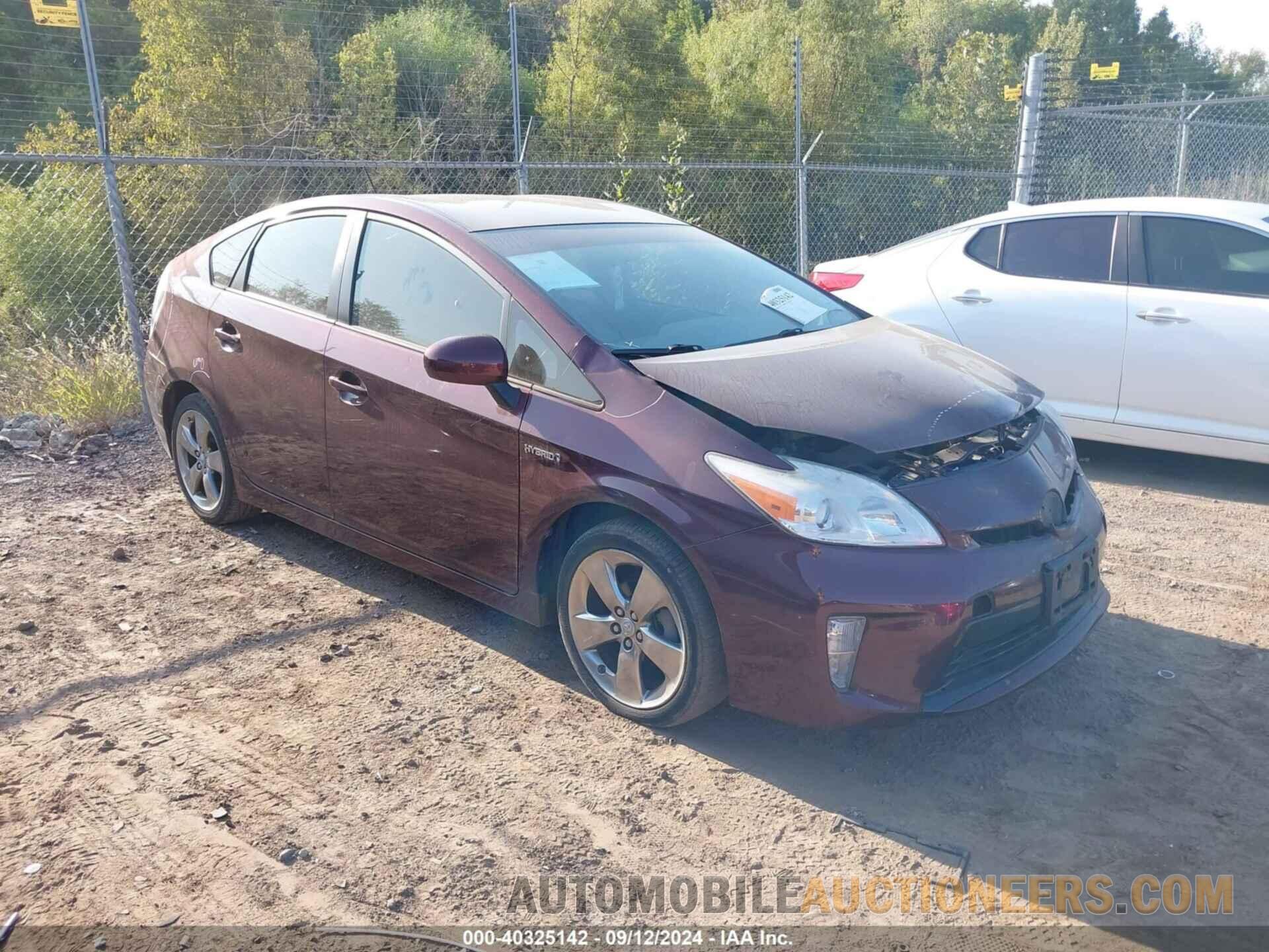 JTDKN3DU1D5608661 TOYOTA PRIUS 2013