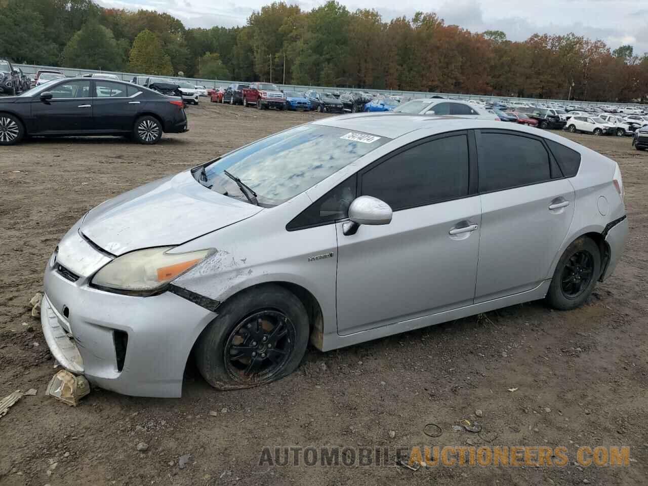 JTDKN3DU1D5611527 TOYOTA PRIUS 2013