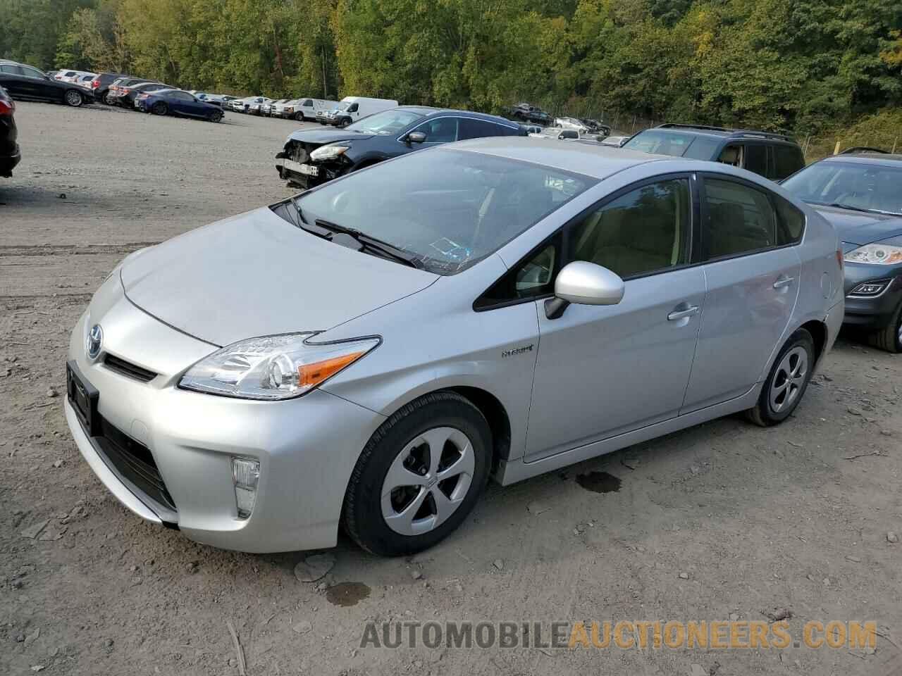 JTDKN3DU1F0394609 TOYOTA PRIUS 2015