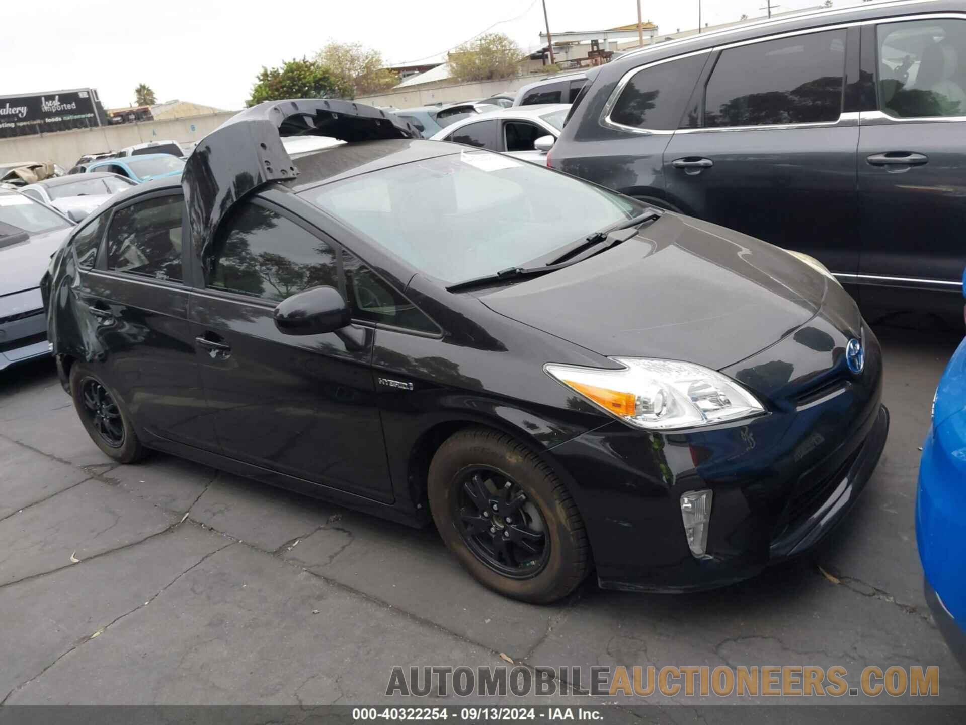 JTDKN3DU1F0413465 TOYOTA PRIUS 2015