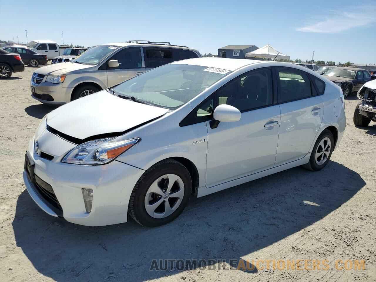 JTDKN3DU1F0424143 TOYOTA PRIUS 2015