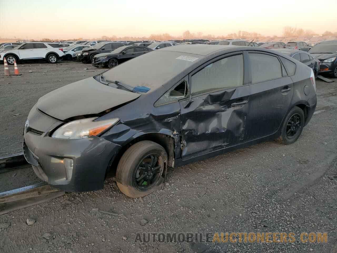 JTDKN3DU1F0433005 TOYOTA PRIUS 2015