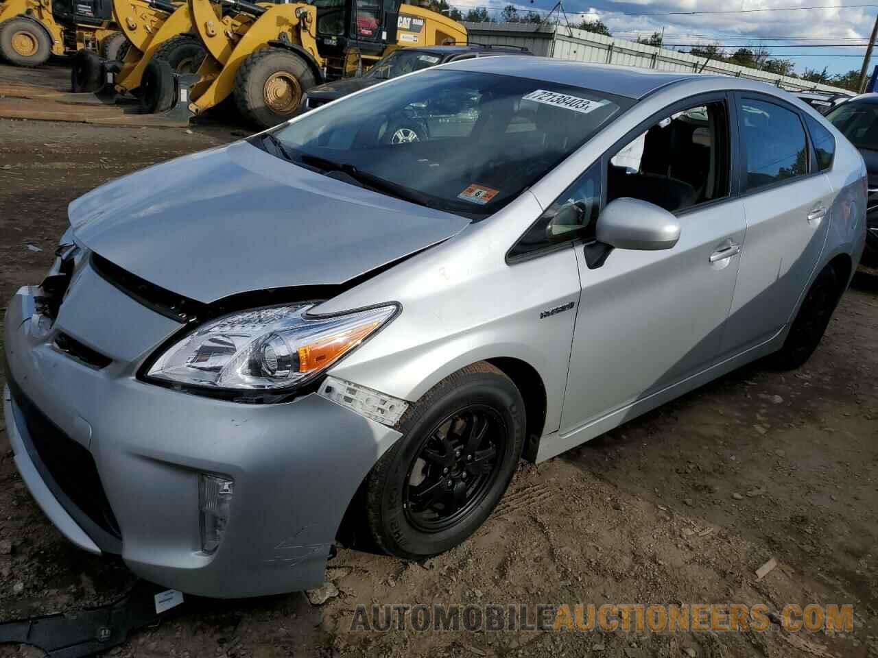 JTDKN3DU1F0437586 TOYOTA PRIUS 2015