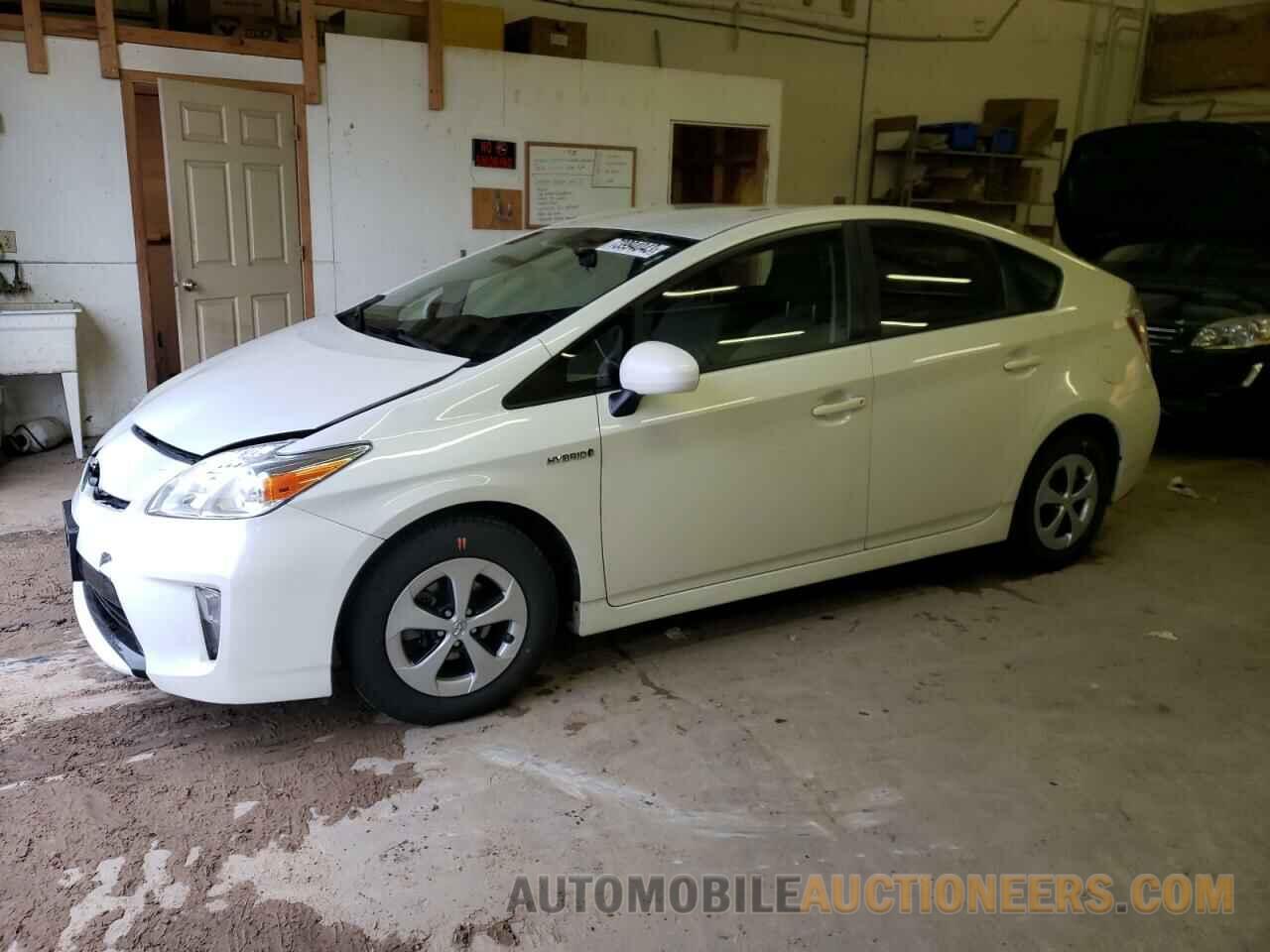 JTDKN3DU1F0450385 TOYOTA PRIUS 2015