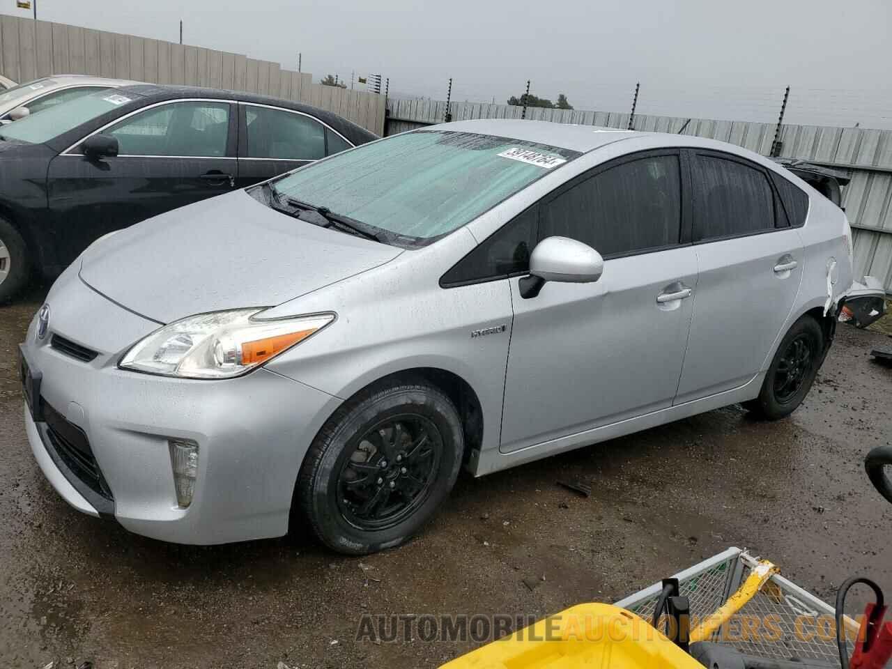 JTDKN3DU1F0457319 TOYOTA PRIUS 2015