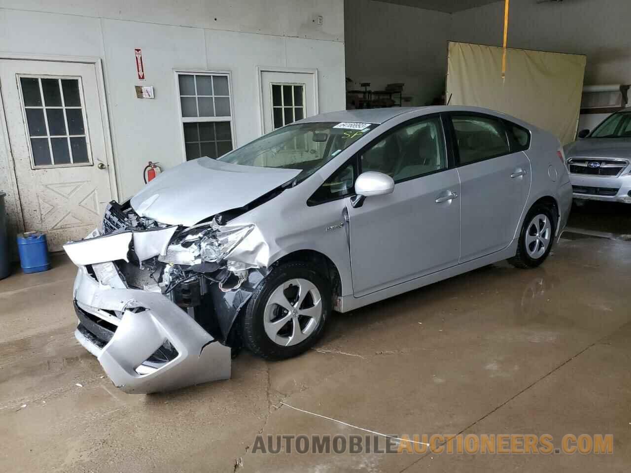 JTDKN3DU1F0461032 TOYOTA PRIUS 2015