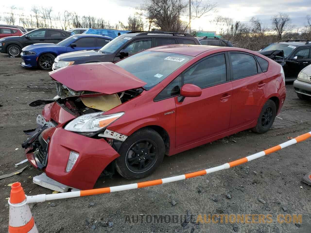 JTDKN3DU1F0464061 TOYOTA PRIUS 2015