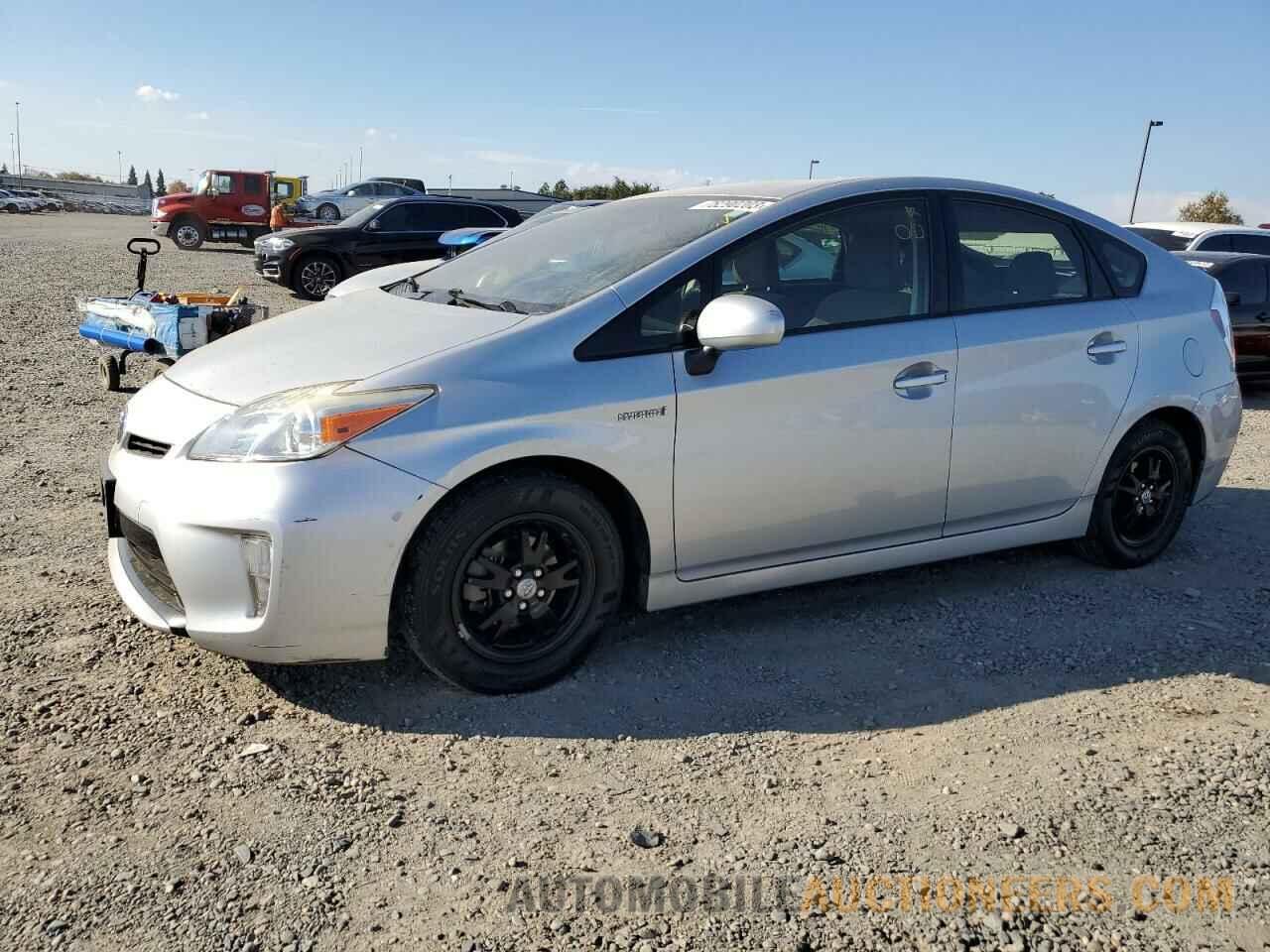 JTDKN3DU1F0464903 TOYOTA PRIUS 2015