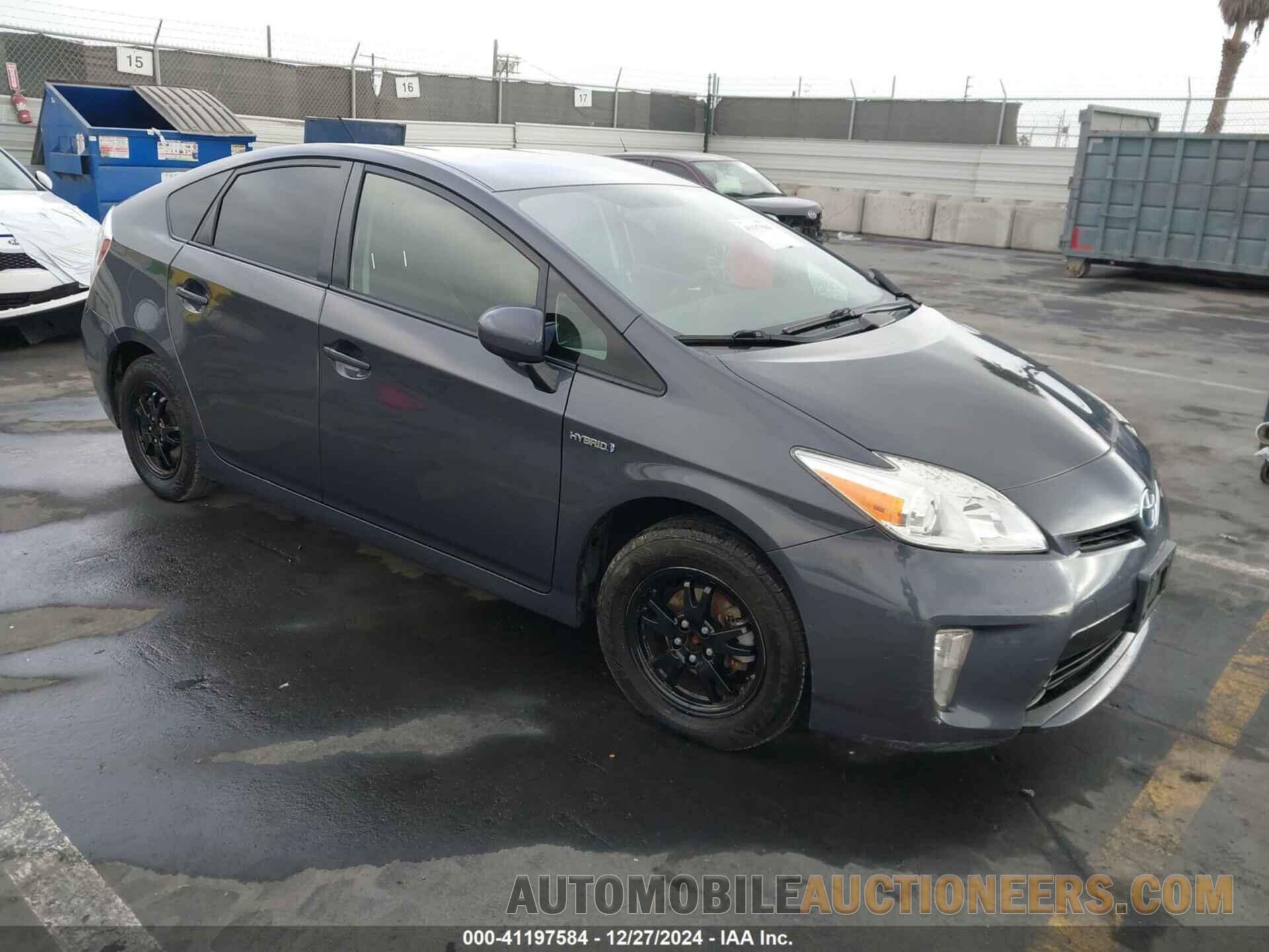 JTDKN3DU1F0469681 TOYOTA PRIUS 2015