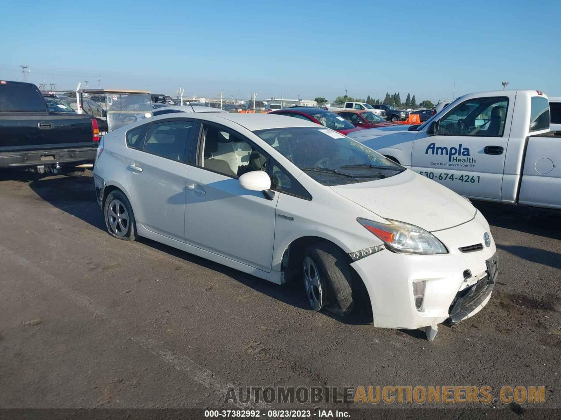 JTDKN3DU1F0475979 TOYOTA PRIUS 2015