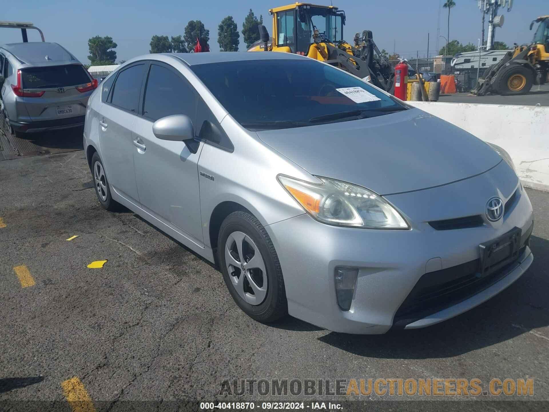 JTDKN3DU1F0484519 TOYOTA PRIUS 2015