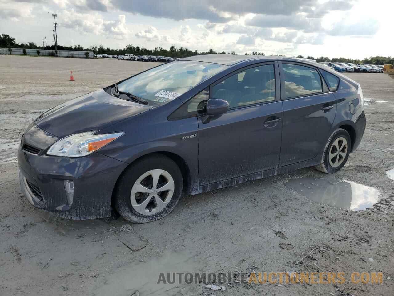 JTDKN3DU1F1881917 TOYOTA PRIUS 2015