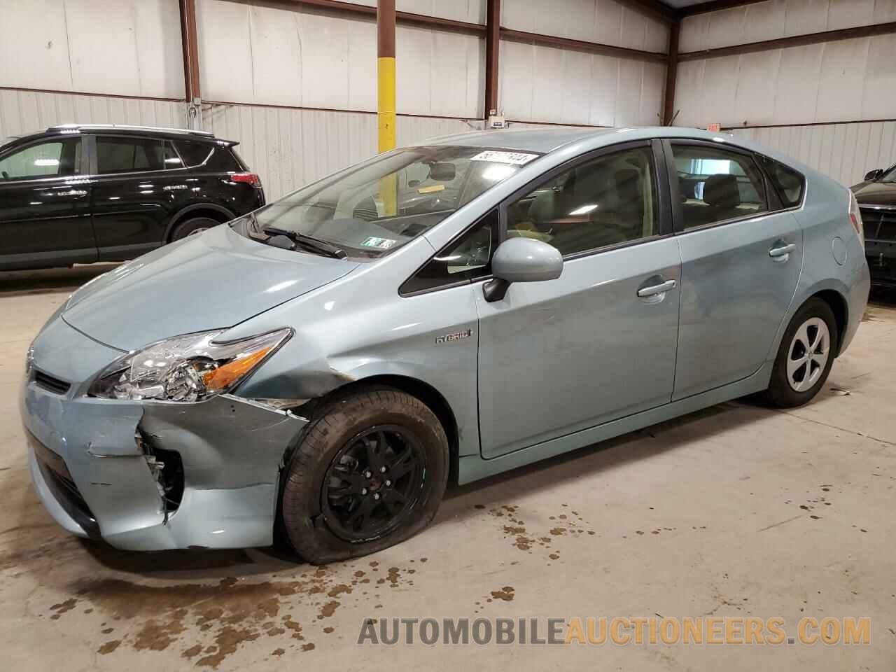 JTDKN3DU1F1882081 TOYOTA PRIUS 2015