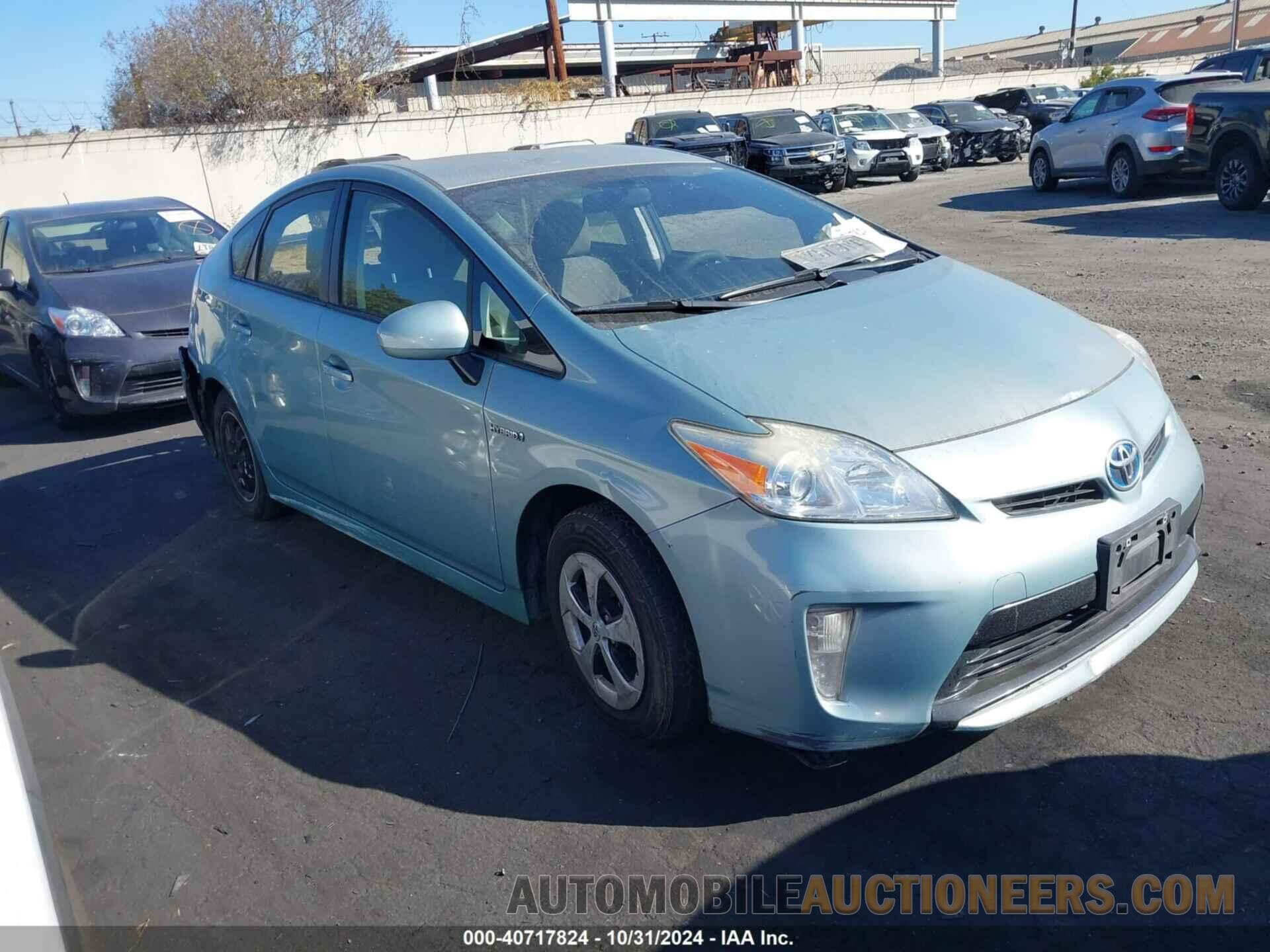 JTDKN3DU1F1882095 TOYOTA PRIUS 2015