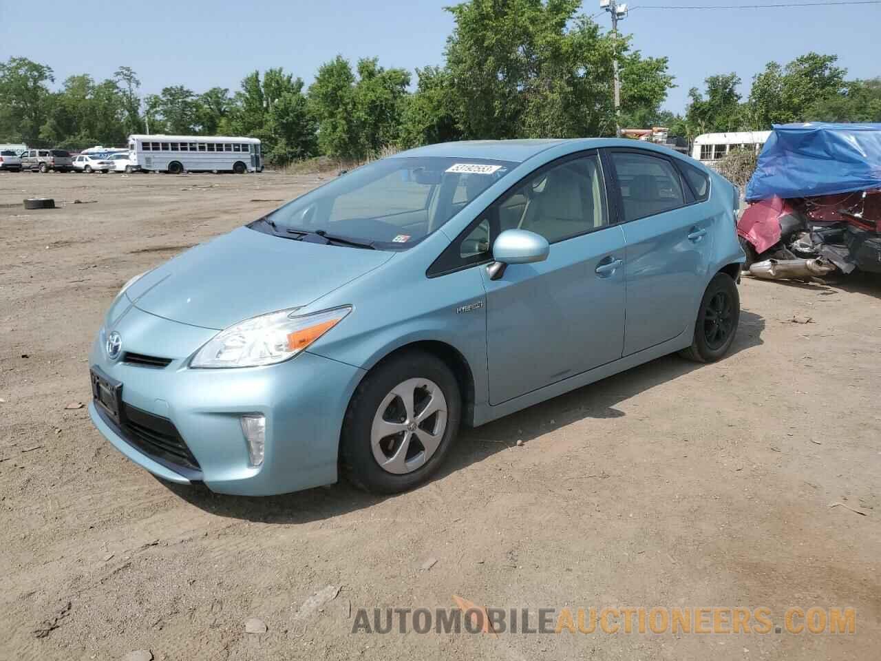 JTDKN3DU1F1886146 TOYOTA PRIUS 2015