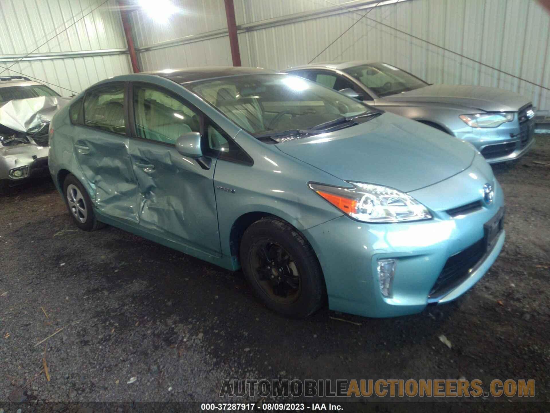 JTDKN3DU1F1908890 TOYOTA PRIUS 2015