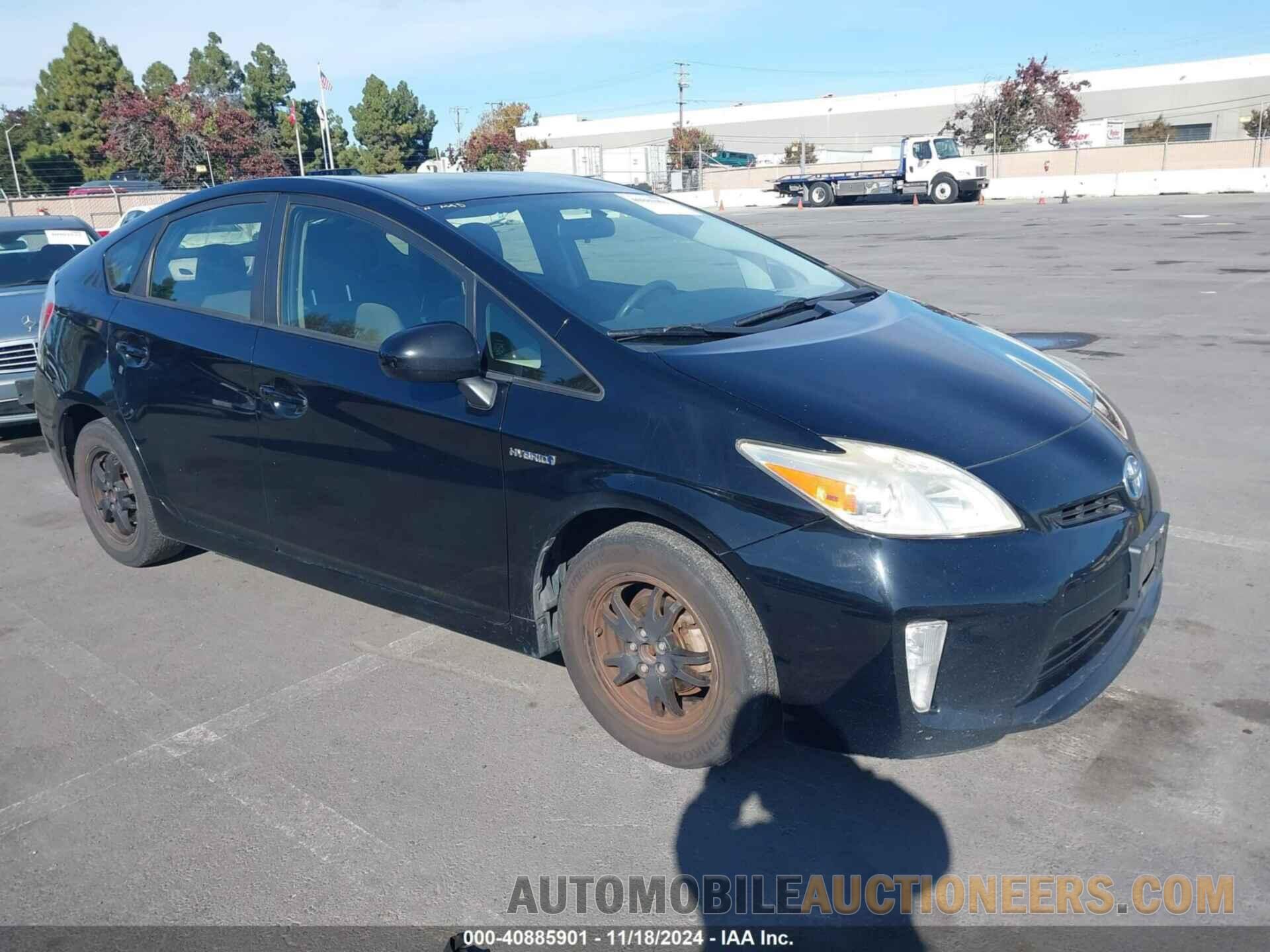 JTDKN3DU1F1913300 TOYOTA PRIUS 2015