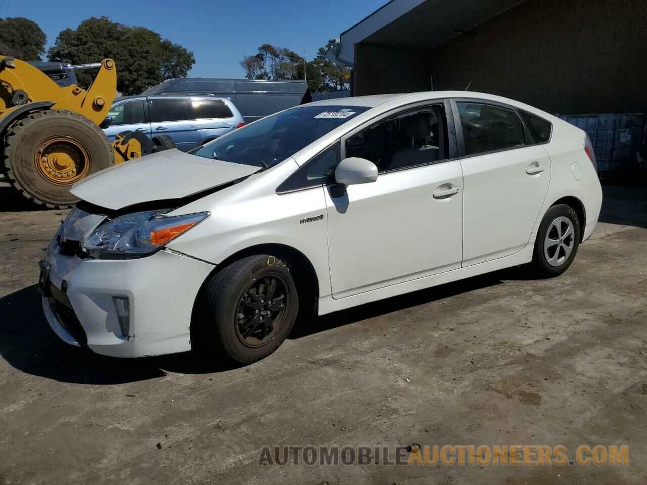 JTDKN3DU1F1913636 TOYOTA PRIUS 2015