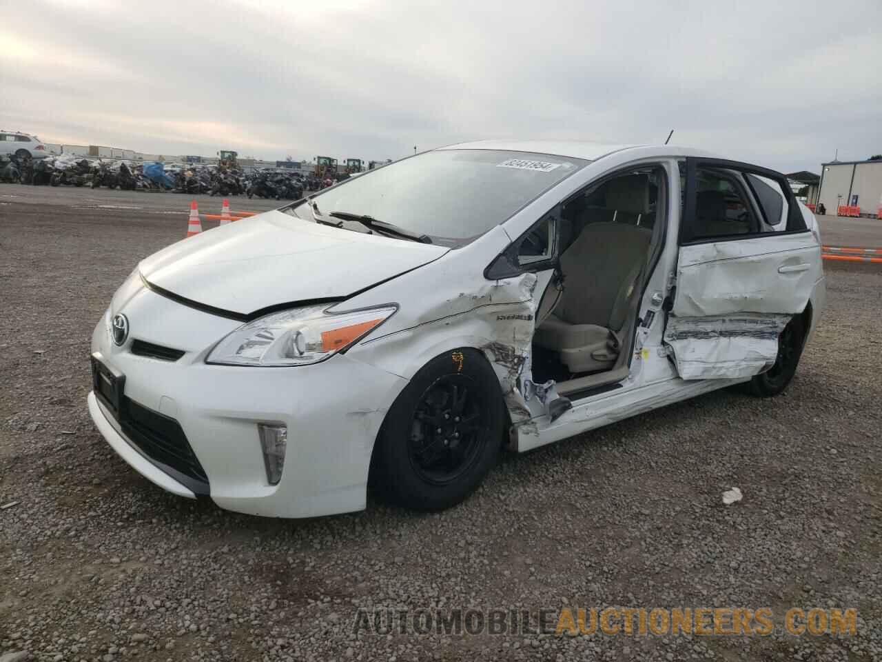 JTDKN3DU1F1914253 TOYOTA PRIUS 2015