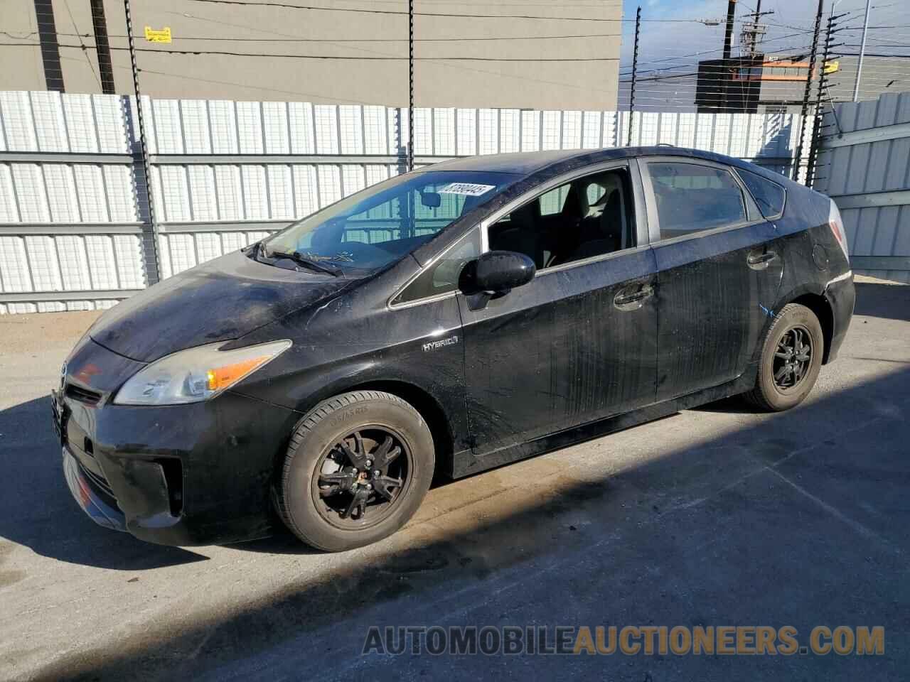 JTDKN3DU1F1925284 TOYOTA PRIUS 2015