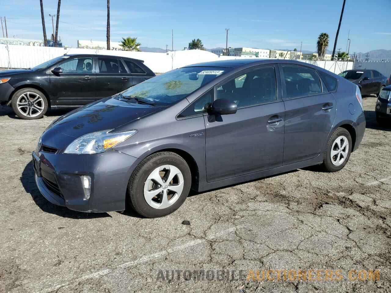 JTDKN3DU1F1934129 TOYOTA PRIUS 2015