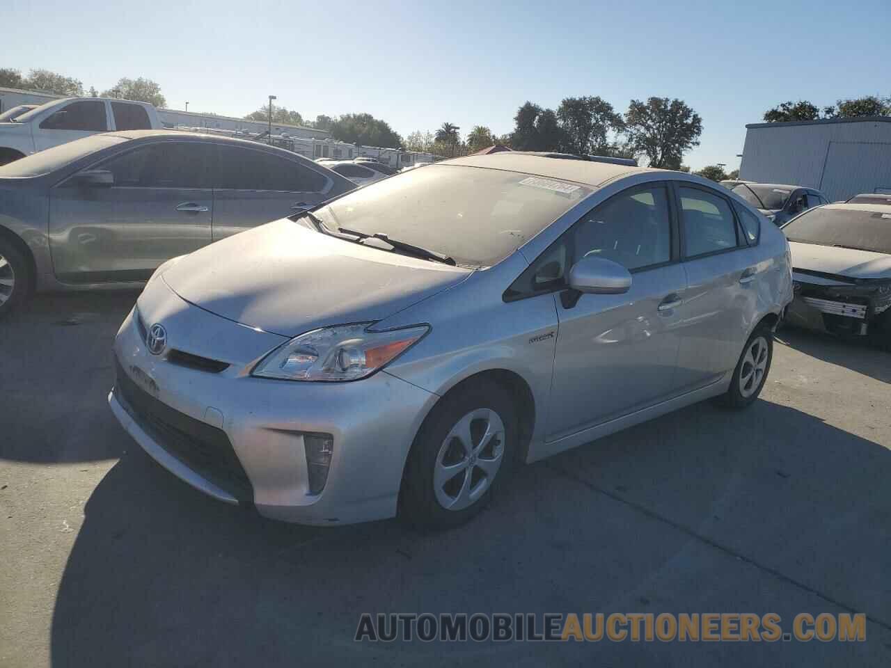 JTDKN3DU1F1946295 TOYOTA PRIUS 2015