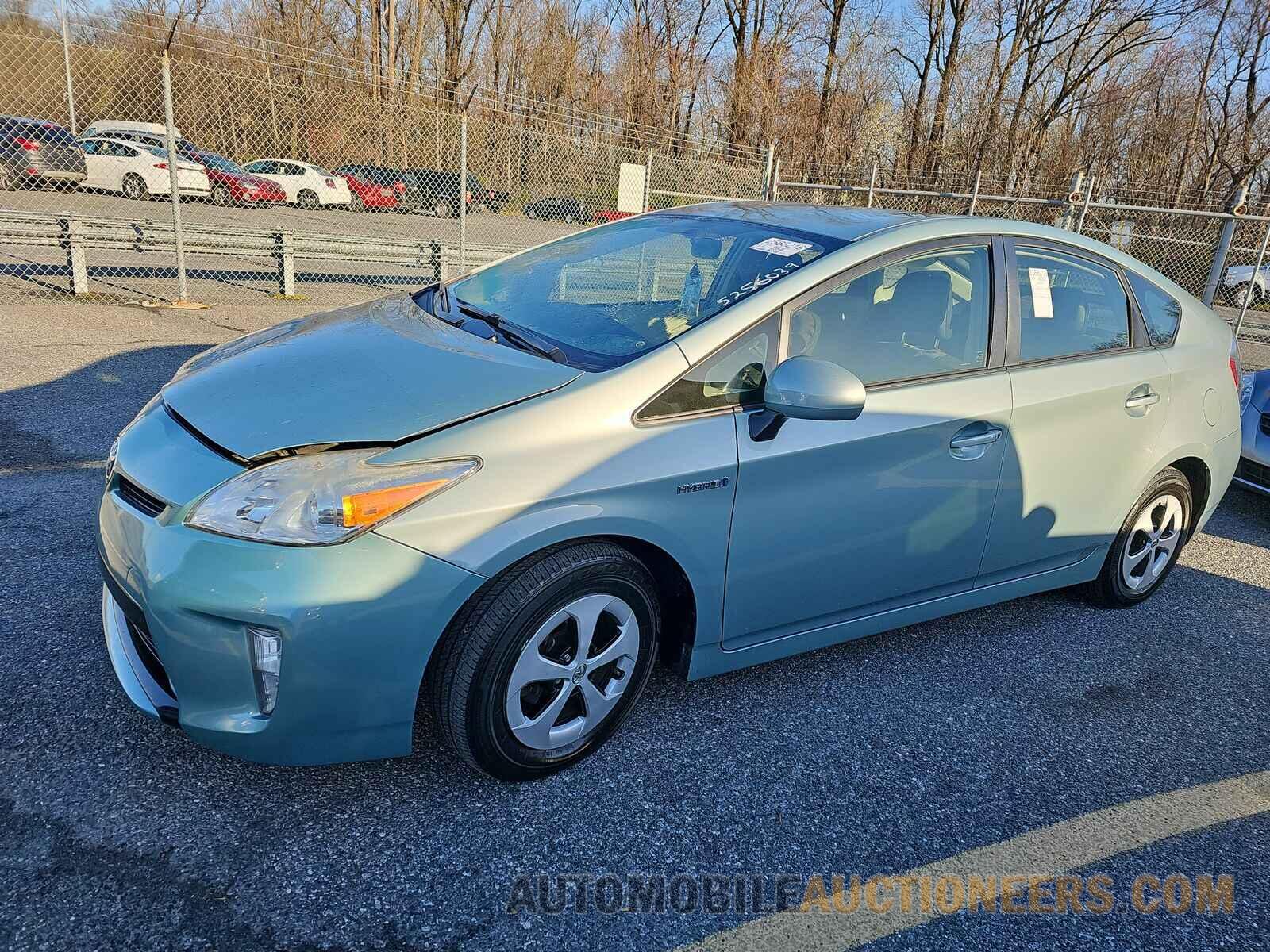 JTDKN3DU1F1951660 Toyota Prius 2015