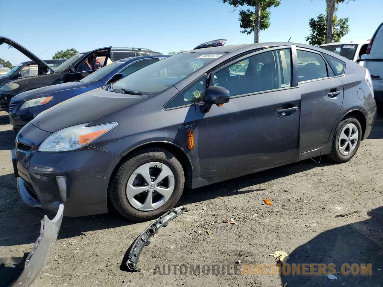 JTDKN3DU1F1972959 TOYOTA PRIUS 2015