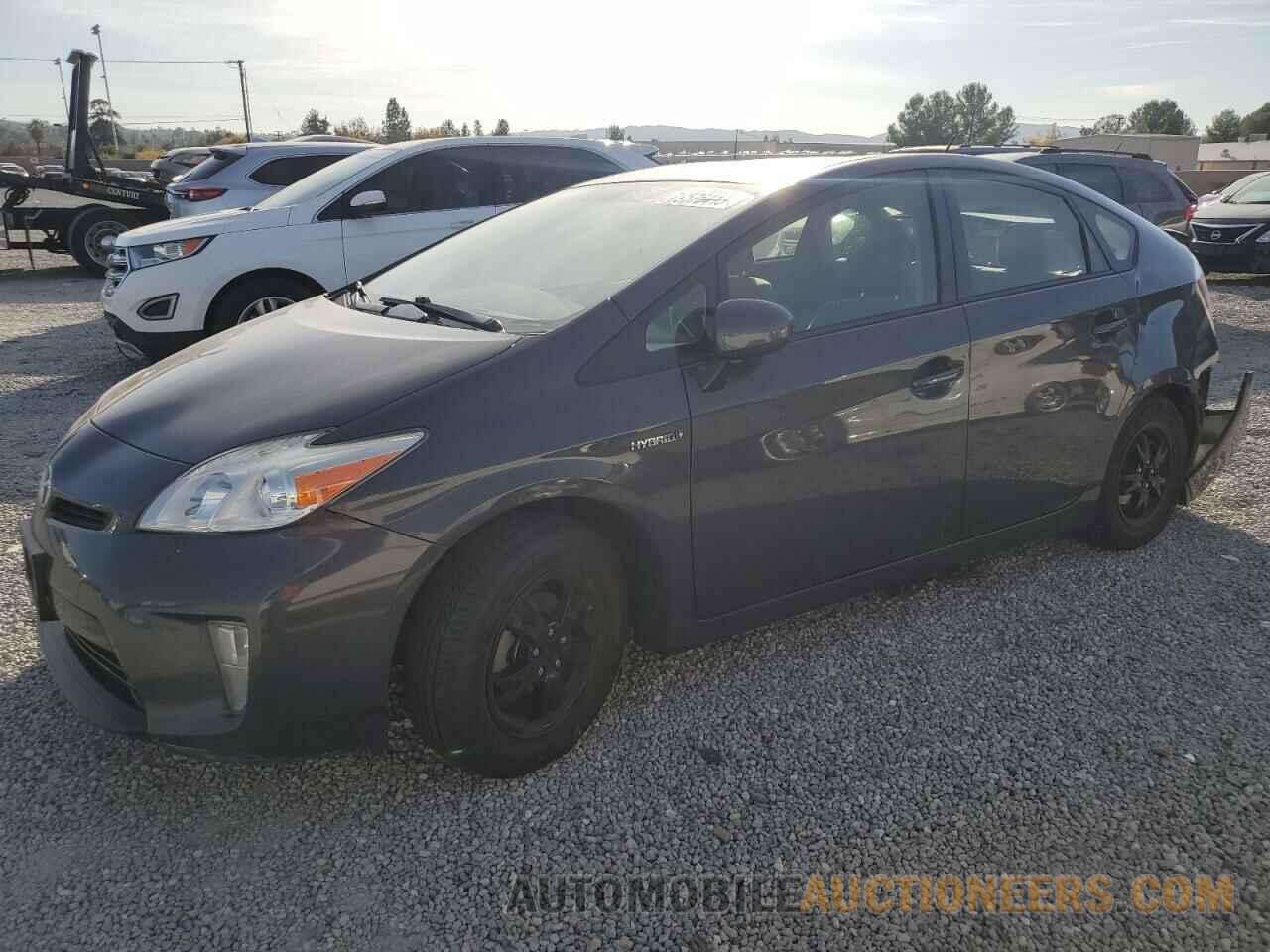 JTDKN3DU1F1982973 TOYOTA PRIUS 2015