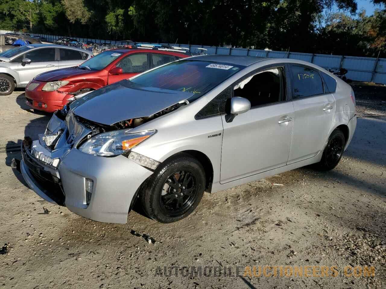 JTDKN3DU1F1984318 TOYOTA PRIUS 2015