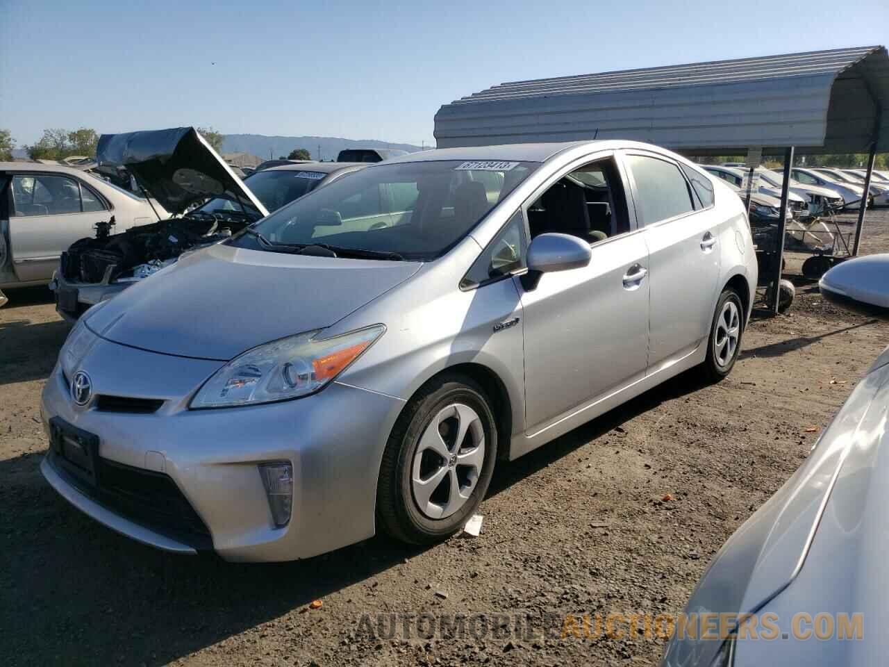 JTDKN3DU1F1994119 TOYOTA PRIUS 2015