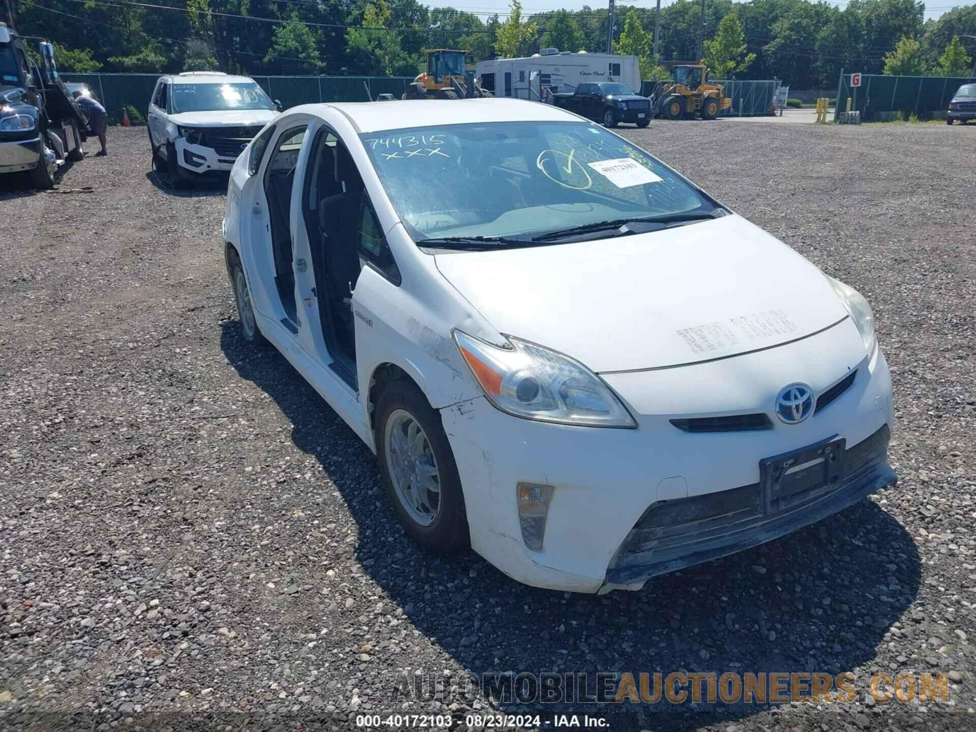 JTDKN3DU1F1997375 TOYOTA PRIUS 2015