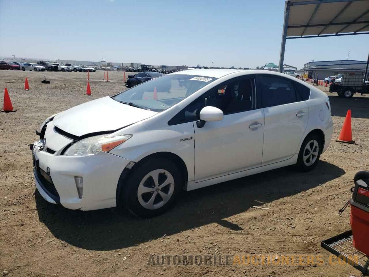 JTDKN3DU1F2003477 TOYOTA PRIUS 2015