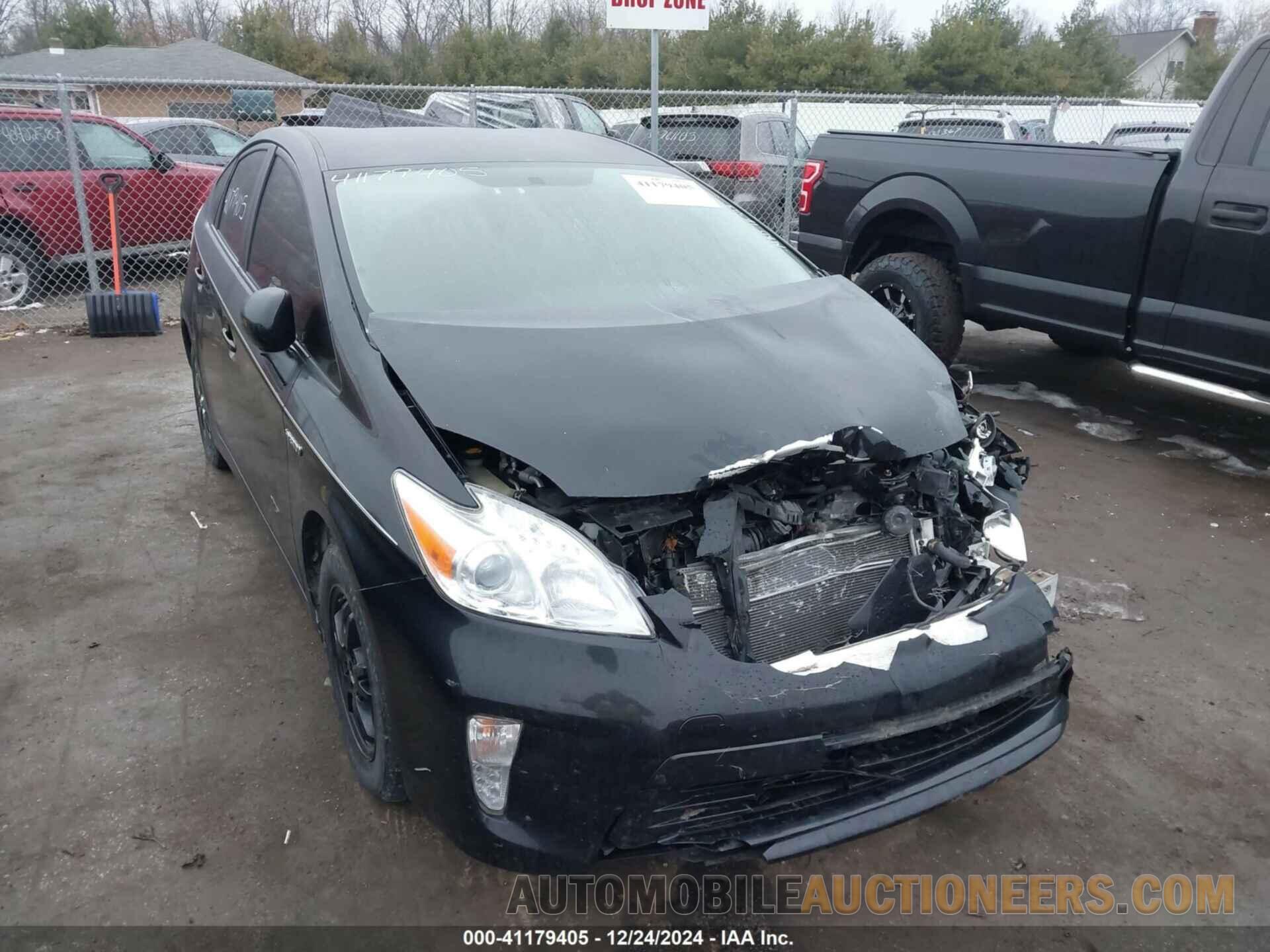 JTDKN3DU2D5592759 TOYOTA PRIUS 2013