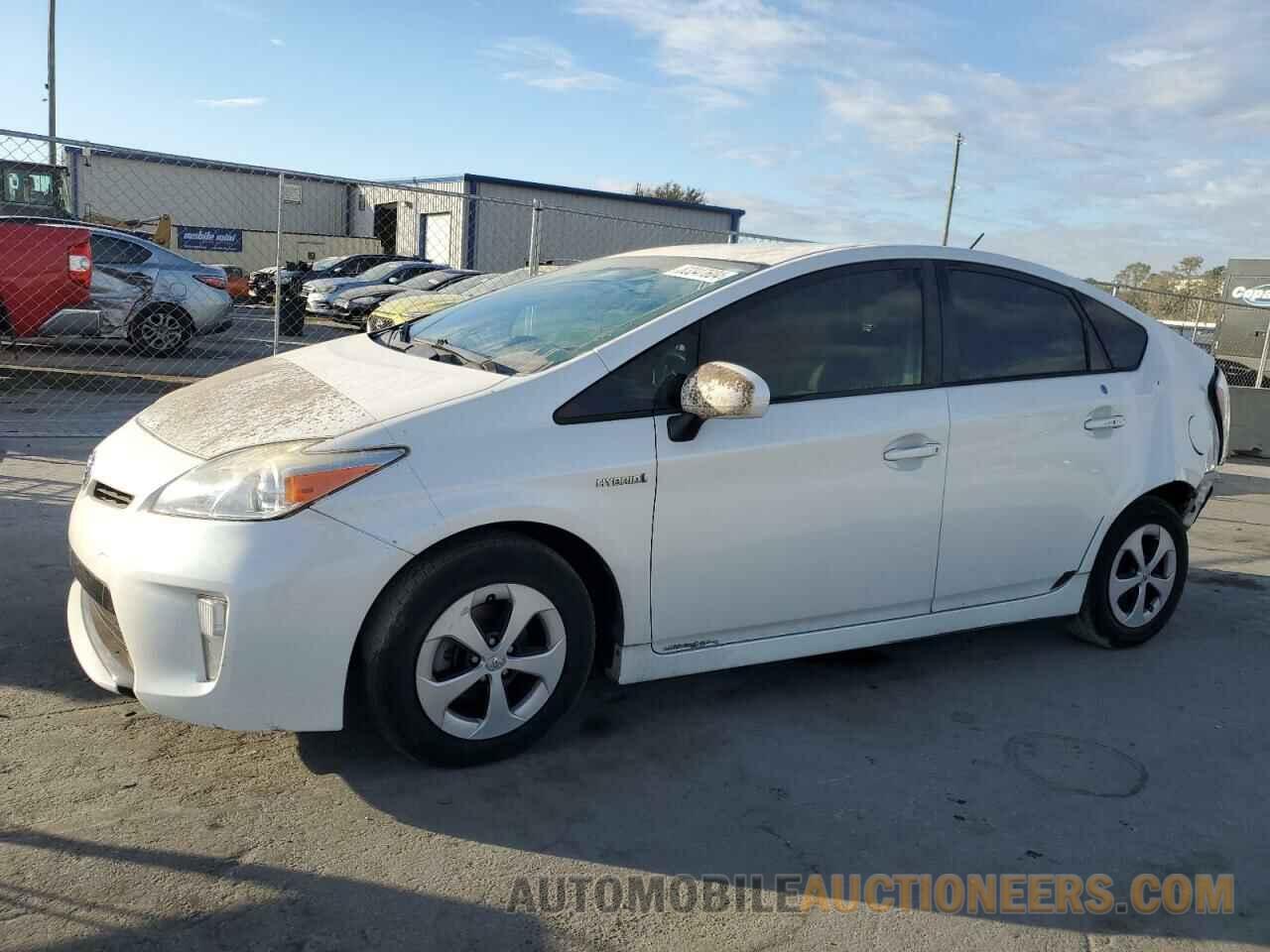 JTDKN3DU2E0385271 TOYOTA PRIUS 2014