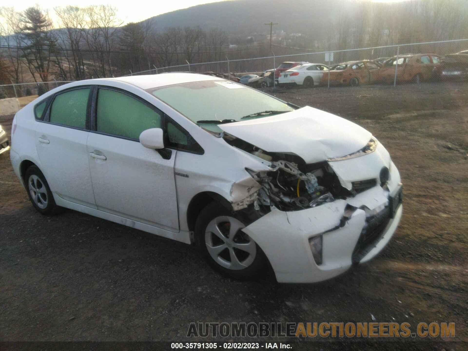 JTDKN3DU2F0397020 TOYOTA PRIUS 2015