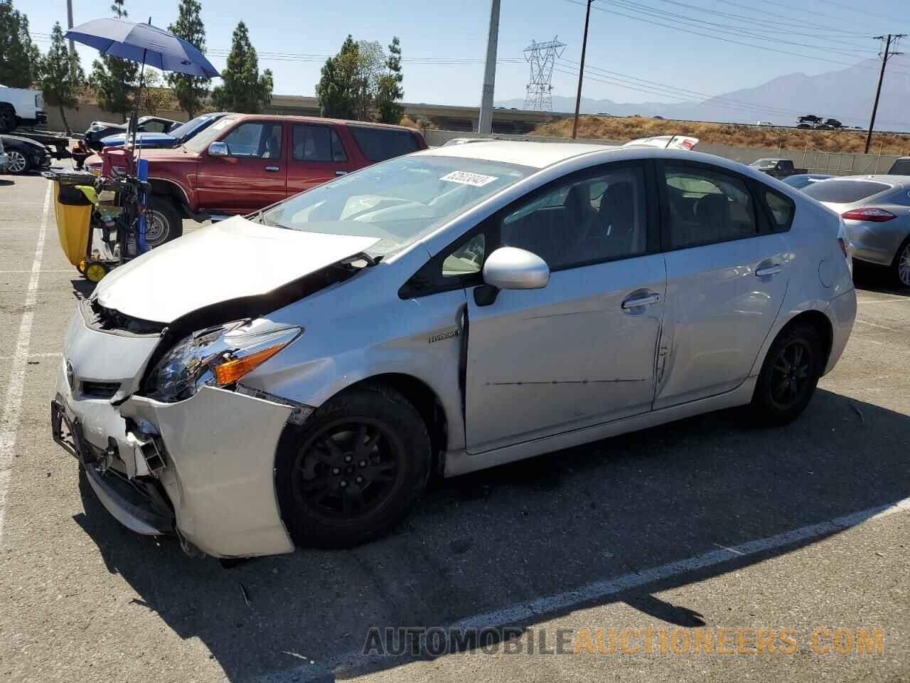 JTDKN3DU2F0402426 TOYOTA PRIUS 2015