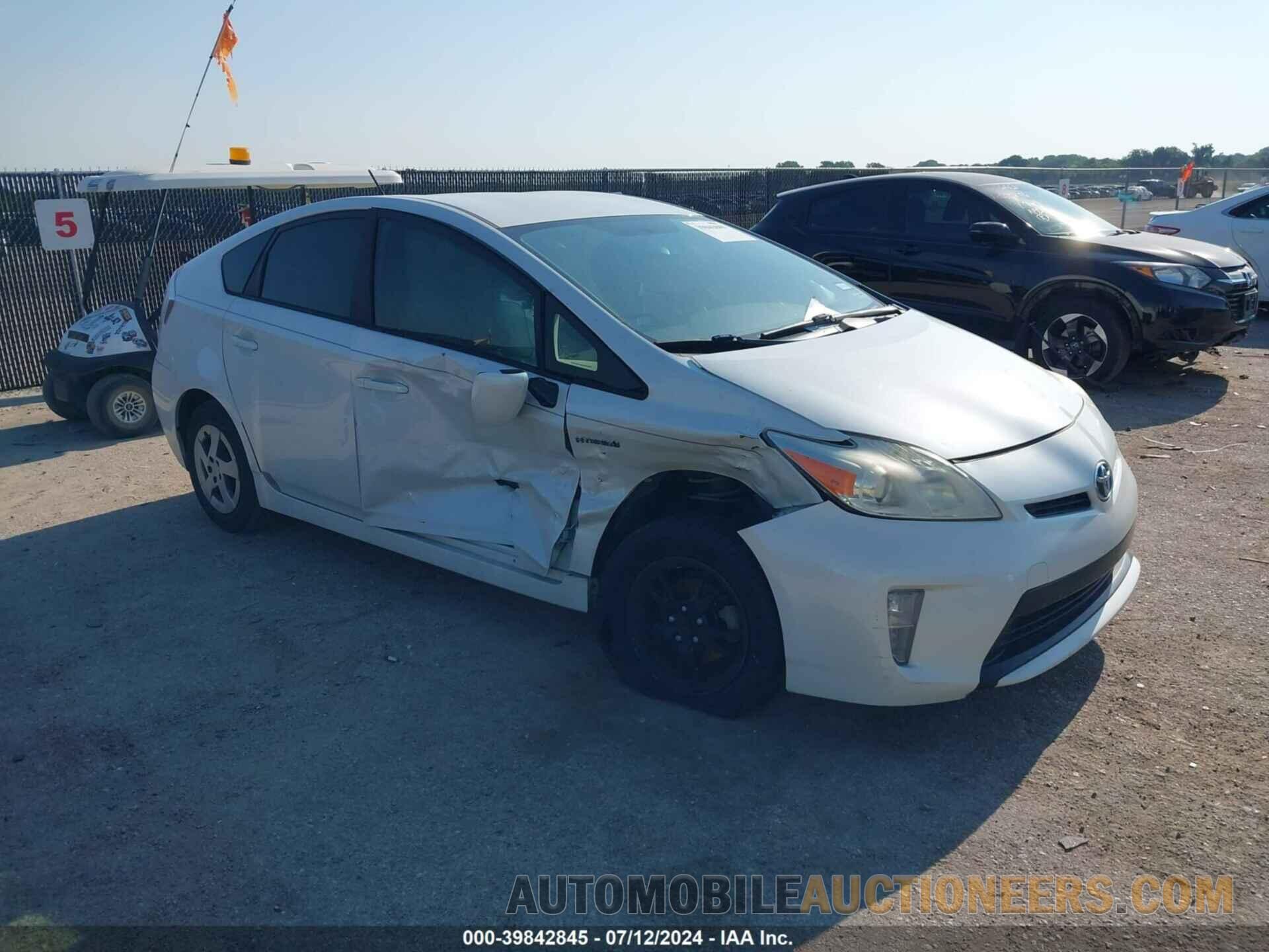 JTDKN3DU2F0411188 TOYOTA PRIUS 2015