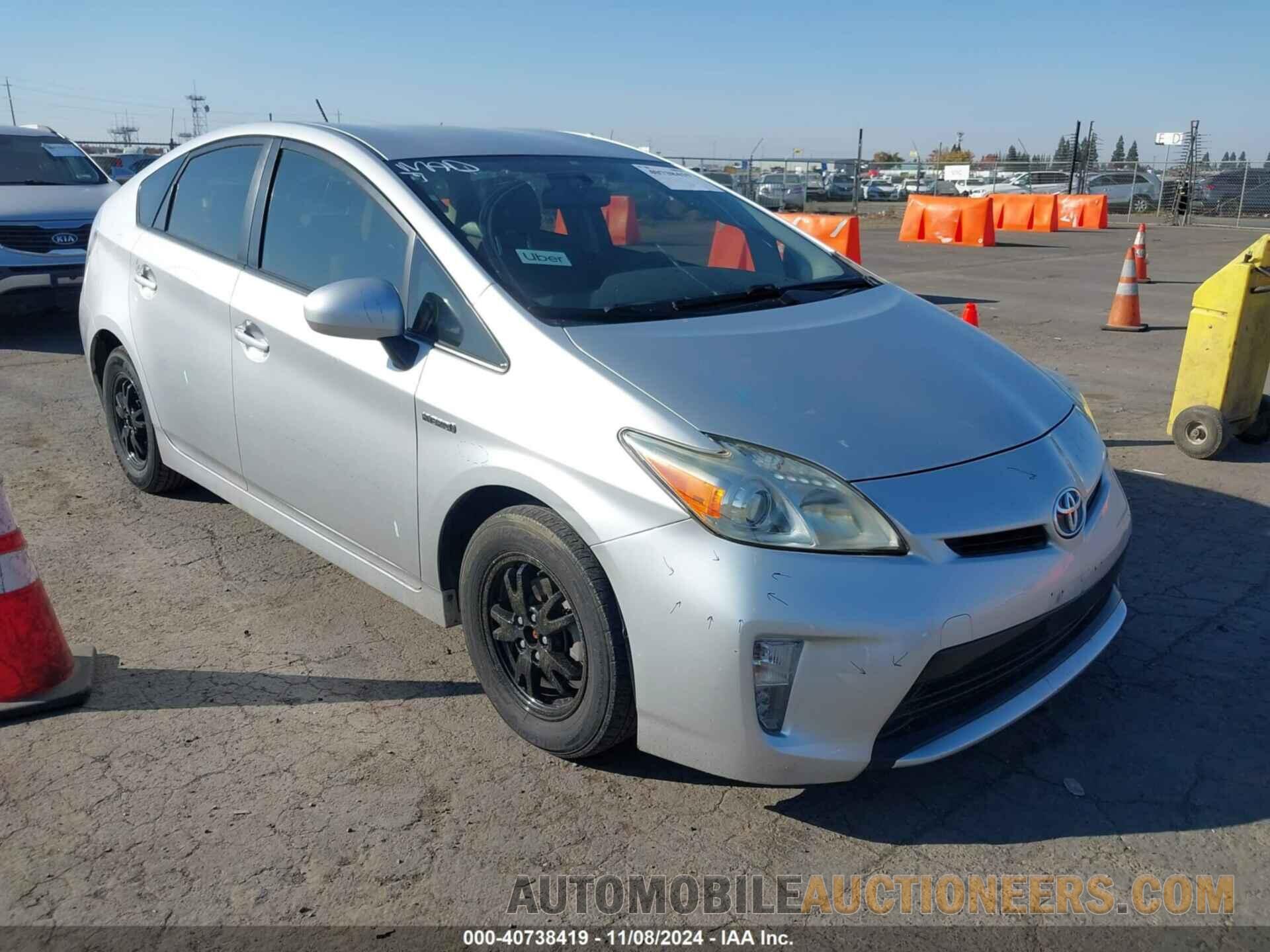 JTDKN3DU2F0429805 TOYOTA PRIUS 2015