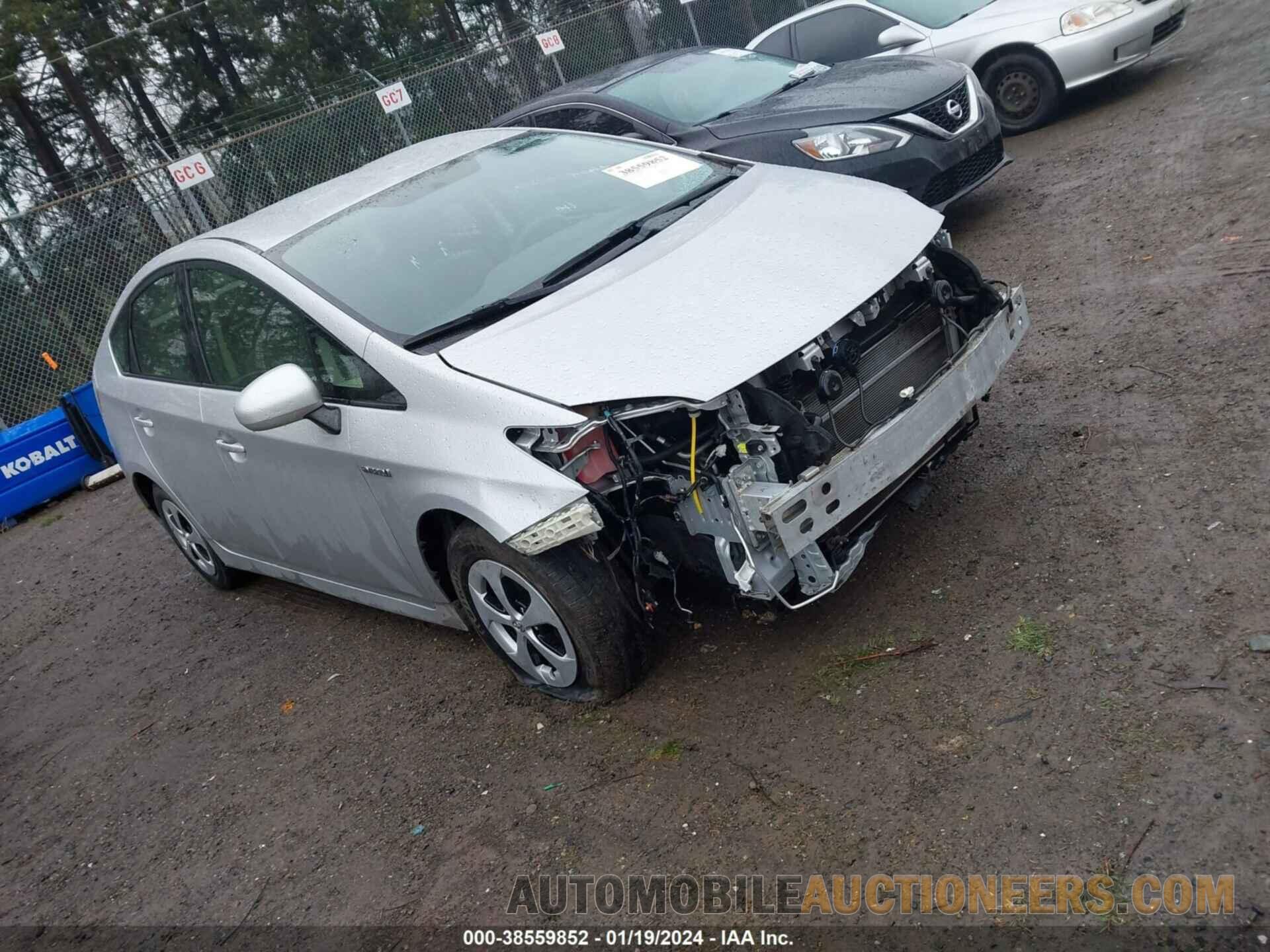 JTDKN3DU2F0432073 TOYOTA PRIUS 2015