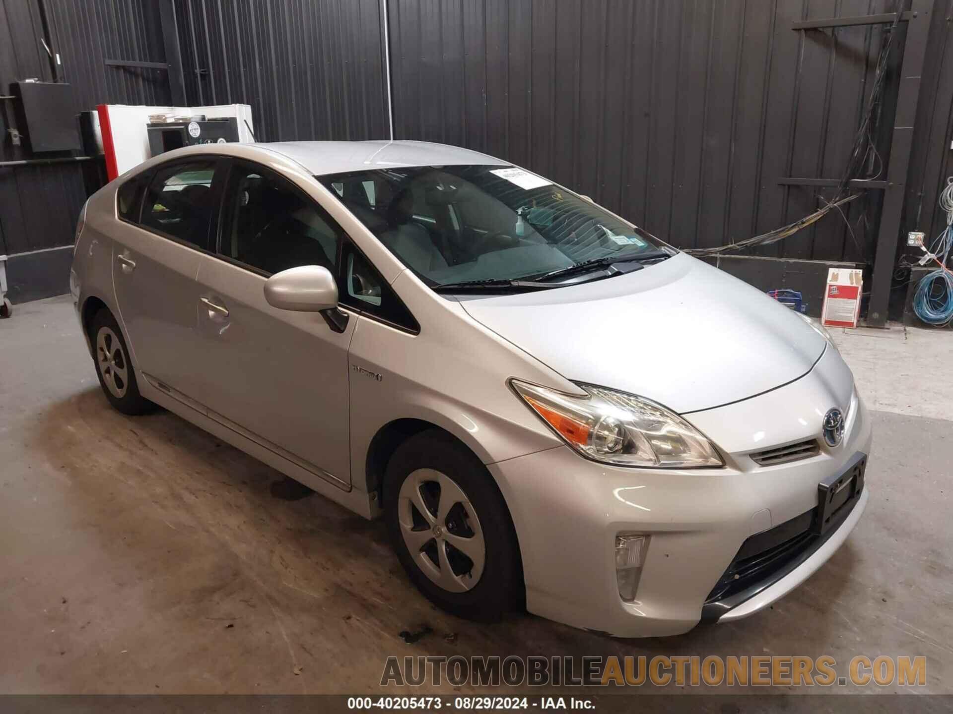 JTDKN3DU2F0432199 TOYOTA PRIUS 2015