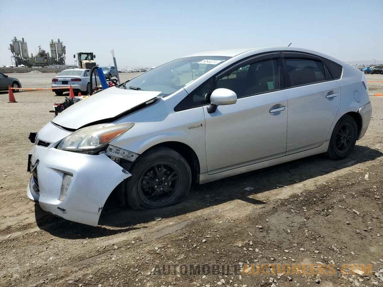 JTDKN3DU2F0434986 TOYOTA PRIUS 2015