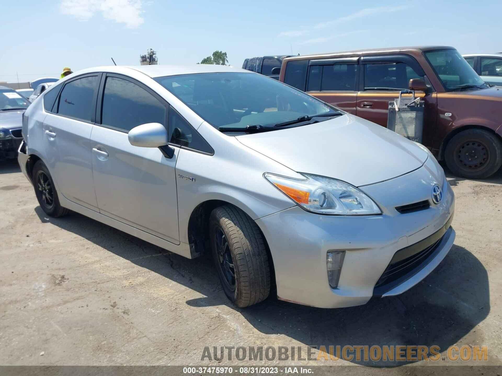 JTDKN3DU2F0435281 TOYOTA PRIUS 2015