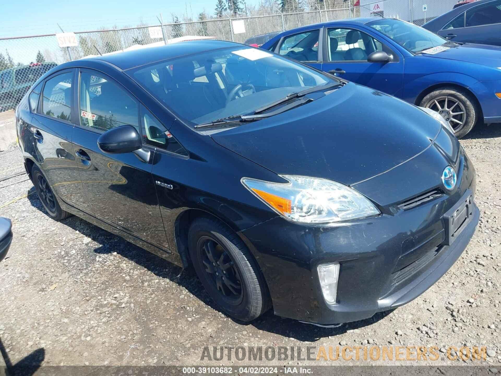 JTDKN3DU2F0441744 TOYOTA PRIUS 2015