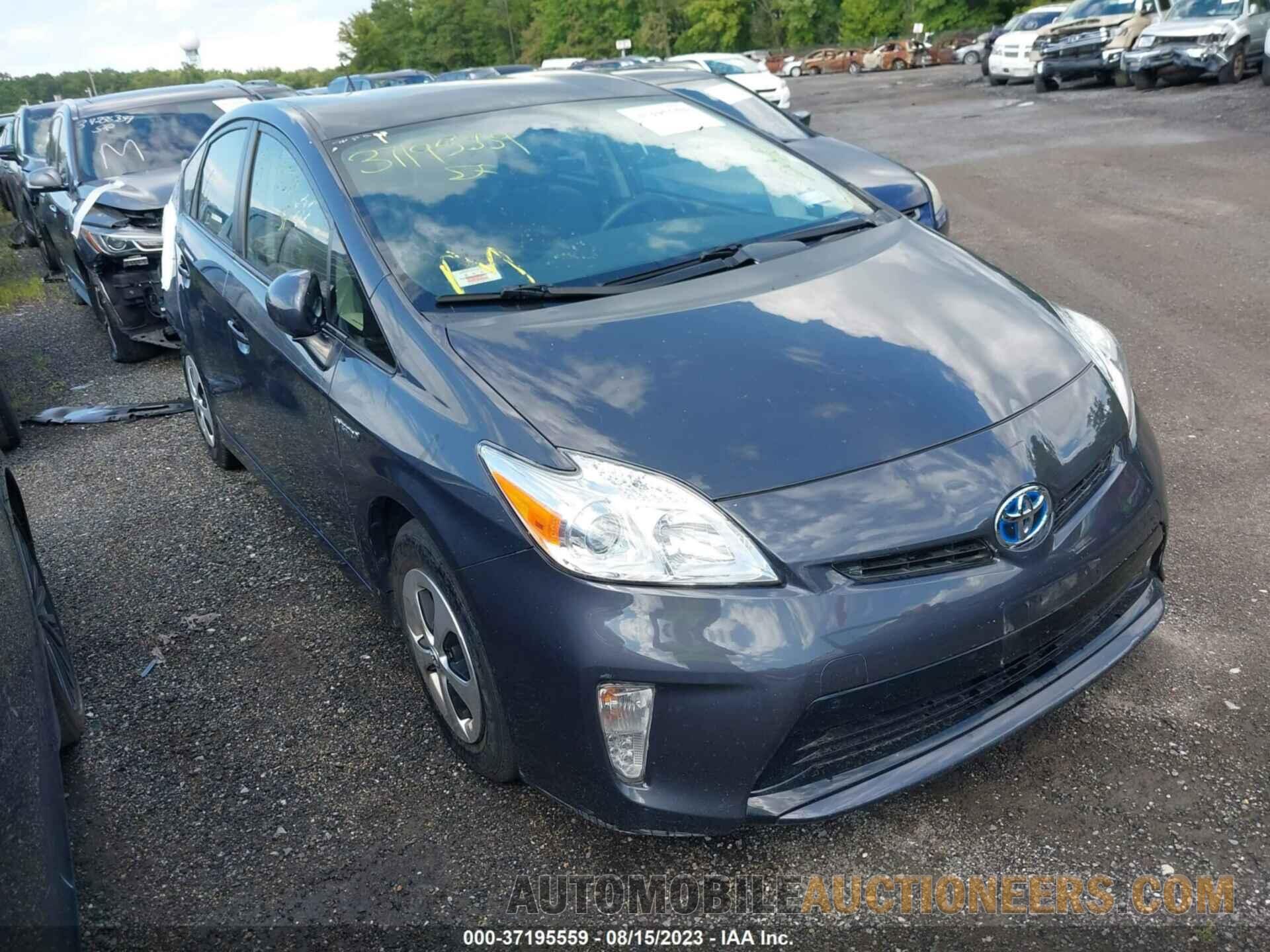 JTDKN3DU2F0447799 TOYOTA PRIUS 2015