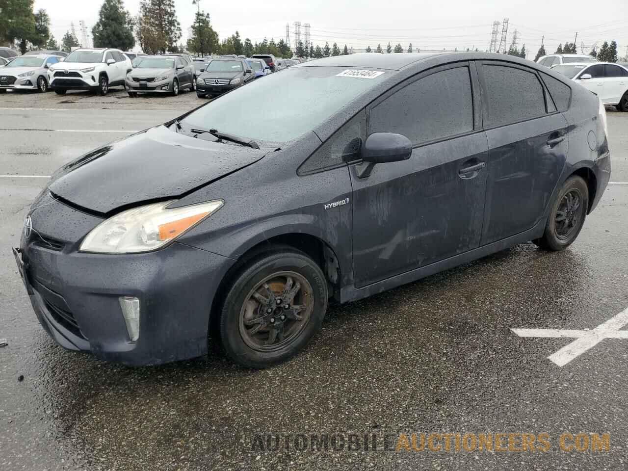 JTDKN3DU2F0456132 TOYOTA PRIUS 2015