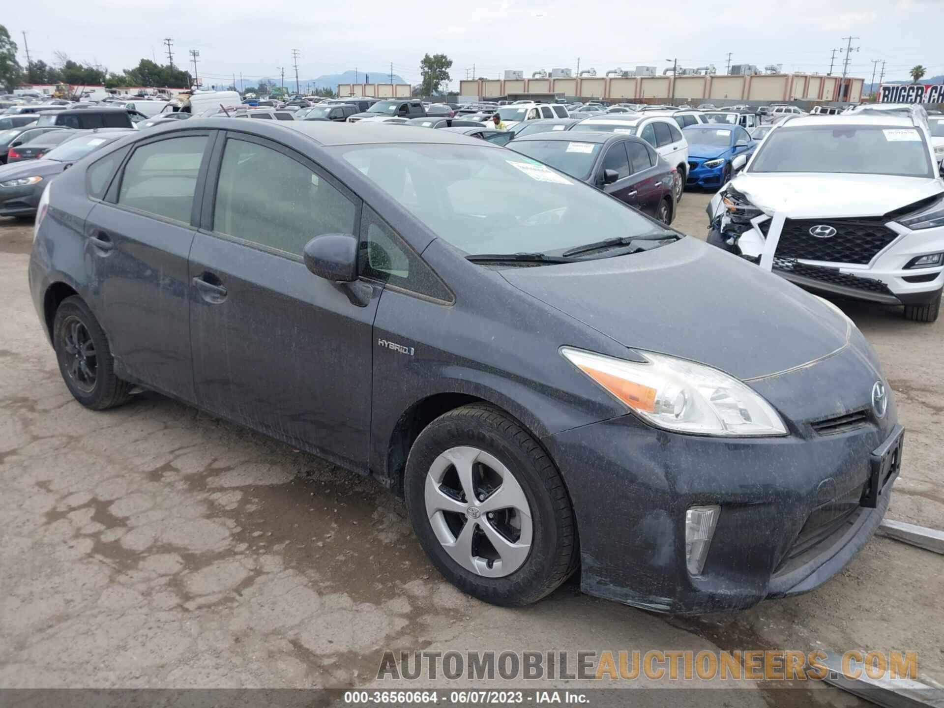 JTDKN3DU2F0467003 TOYOTA PRIUS 2015