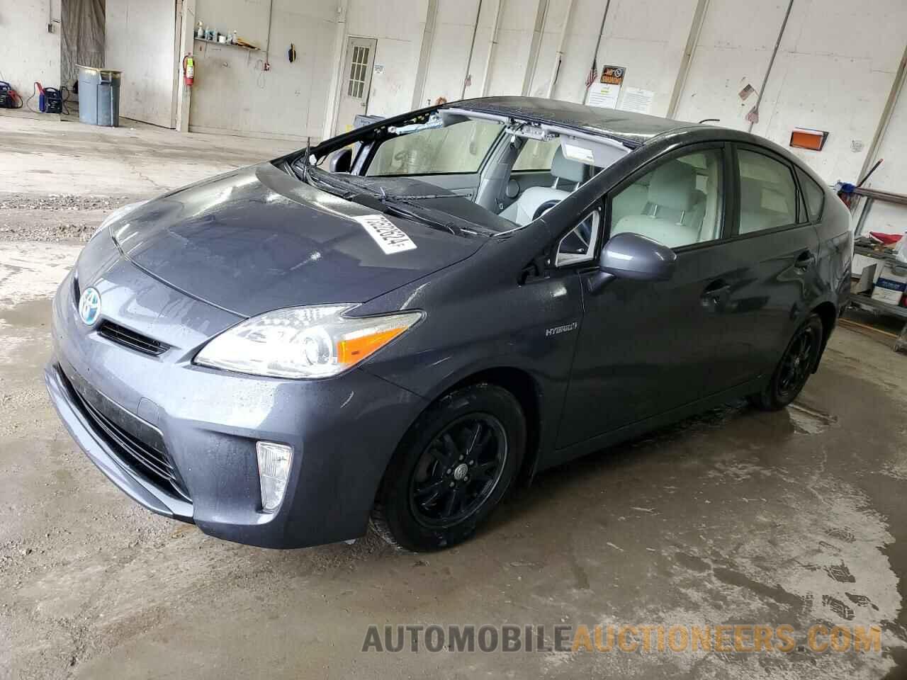 JTDKN3DU2F0467521 TOYOTA PRIUS 2015